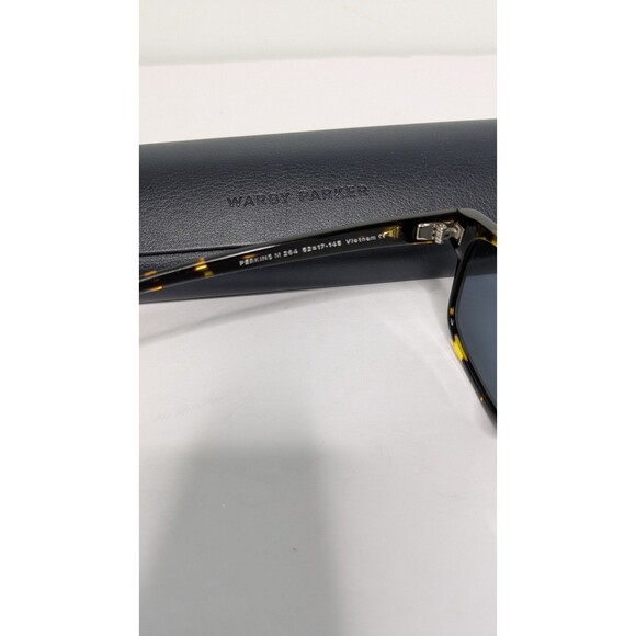 Warby Parker Perkins Sunglasses Burnt Honeycomb Tortoise Rectangle Case M 264 main image 4